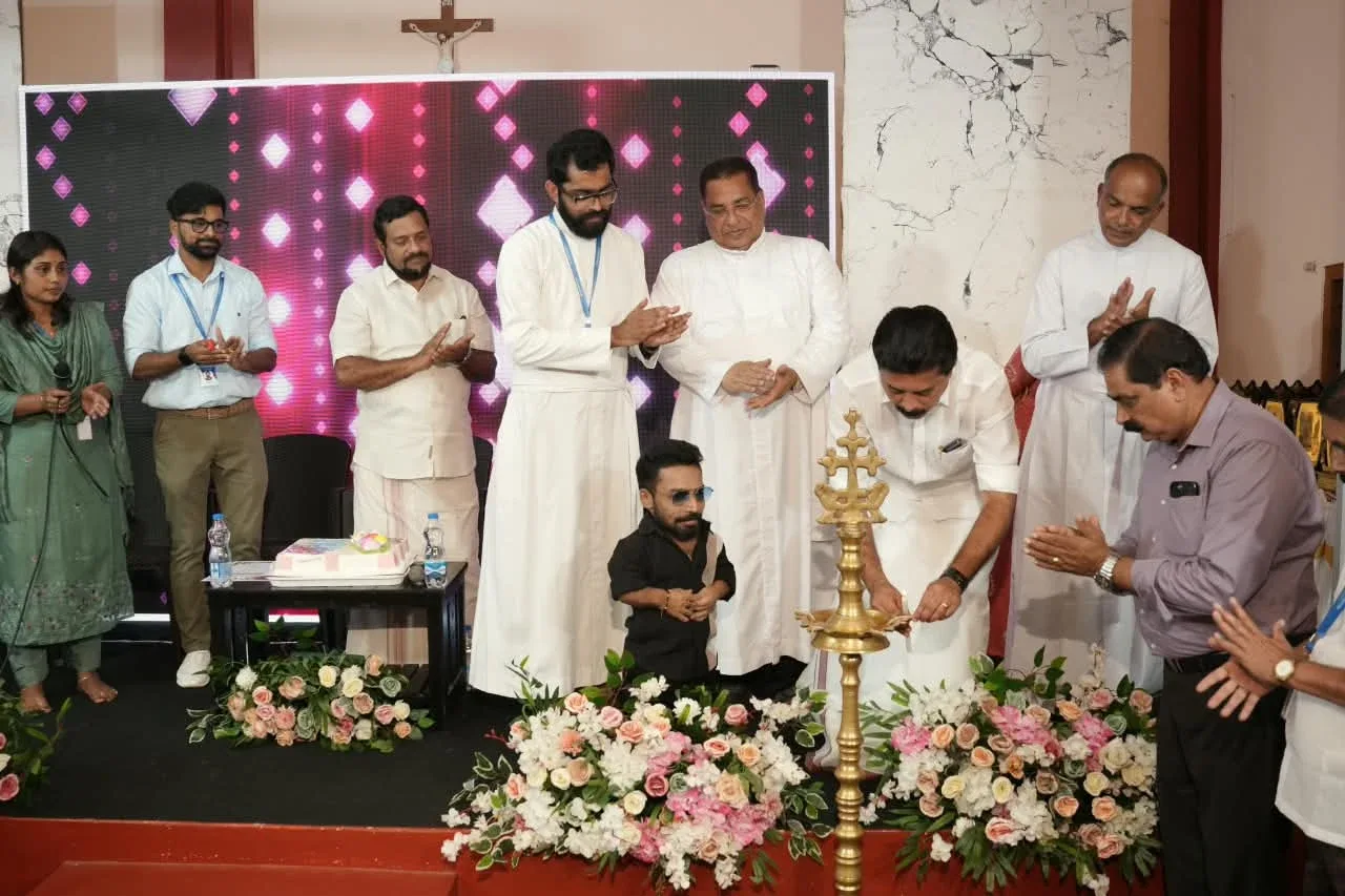 Lighting the lamp — Silver Jubilee celebration · Lamp-lighting ceremony
